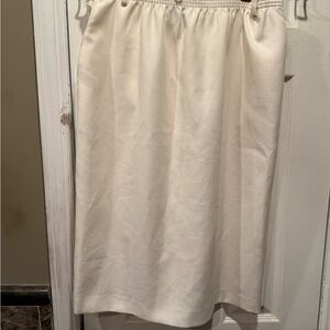 Alfred Dunner Off White Skirt - Size 12